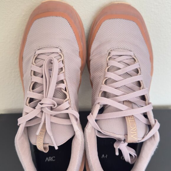 Arc'teryx -Aerios FL 2 GTX Hiking & Running Shoes, like new, GORE-TEX,Vibram® - Picture 4 of 7